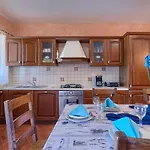 Gracije By Interhome Casa vacanze Mednjan
