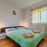Casa vacanze Gracije By Interhome Mednjan