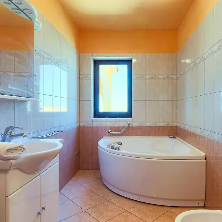 Gracije - Voj515 By Interhome Casa vacanze Mednjan